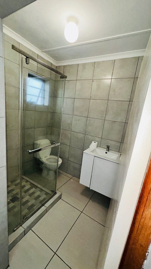 Commercial Property for Sale in Southernwood Eastern Cape